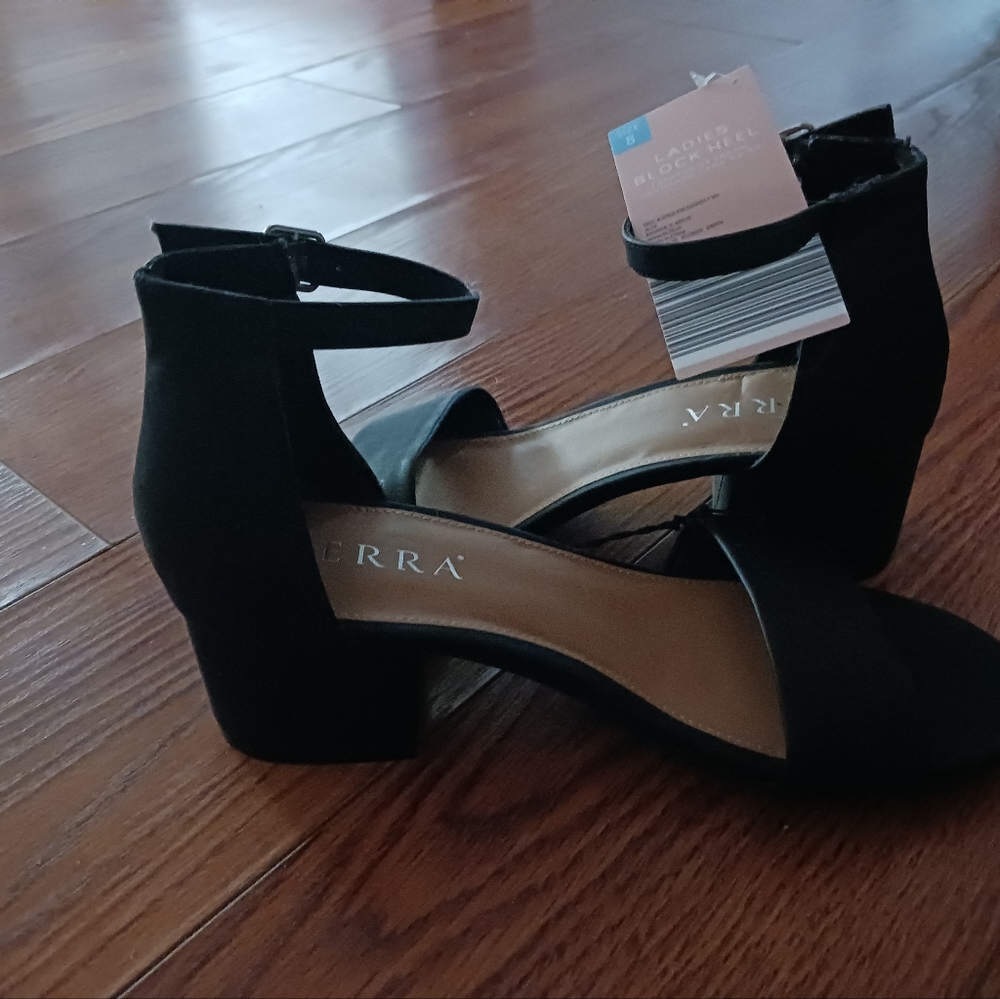 Women's Dress Shoes
